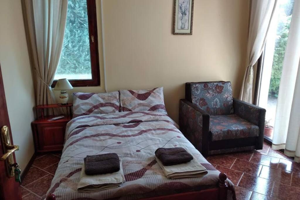 Guesthouse Oasis-Shabla Ngoại thất bức ảnh
