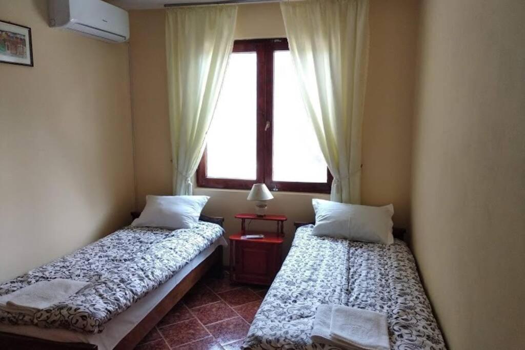Guesthouse Oasis-Shabla Ngoại thất bức ảnh